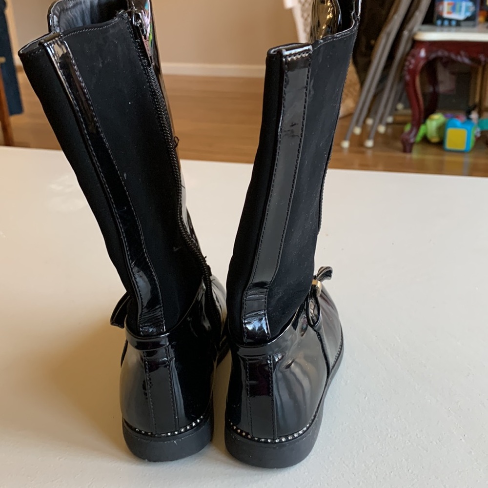 Girls boot - Picture 2 of 10
